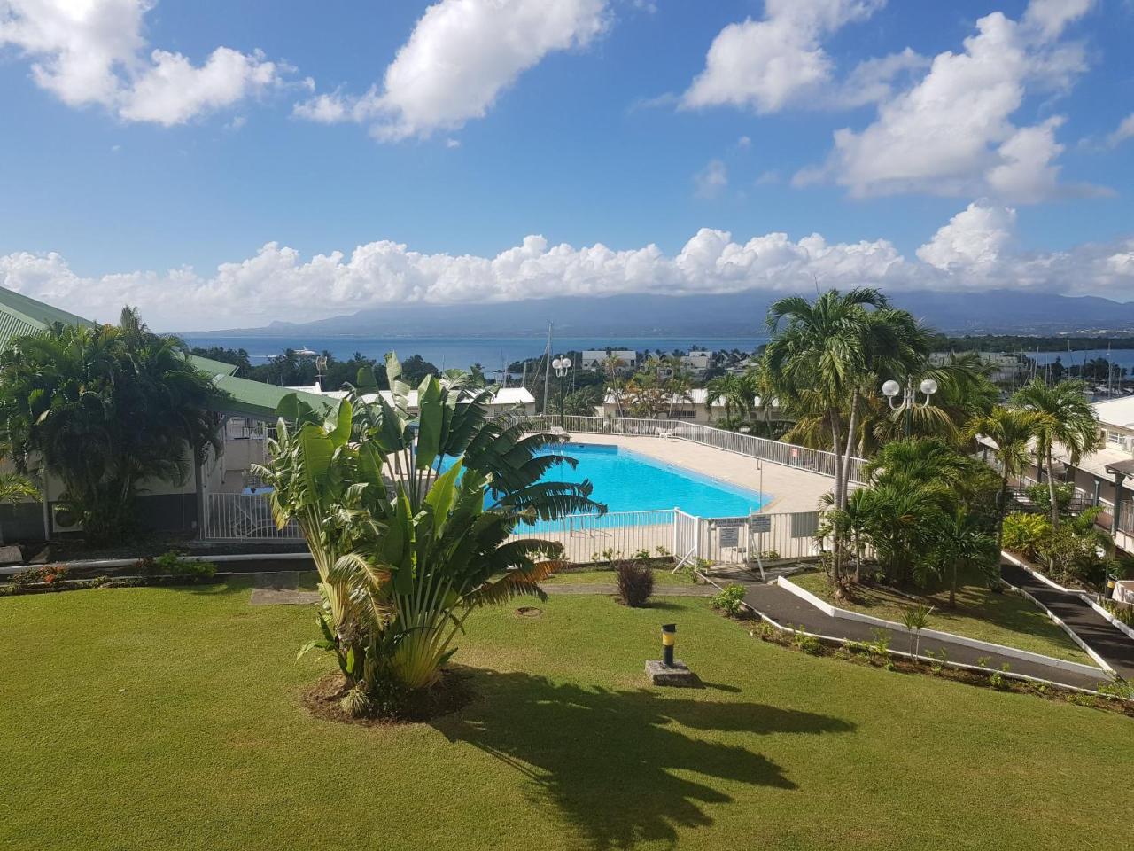 Superbe Studio En Duplex, Vue Sur Mer Et Piscine Le Gosier  Exteriér fotografie